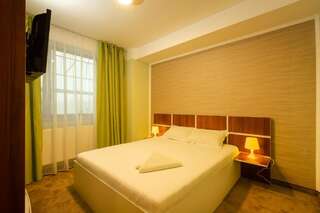 Отели типа «постель и завтрак» Vila Bordeaux Галац Стандартный двухместный номер с 1 кроватью-15