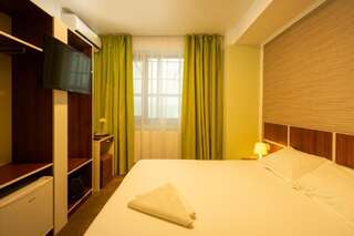 Отели типа «постель и завтрак» Vila Bordeaux Галац Стандартный двухместный номер с 1 кроватью-24